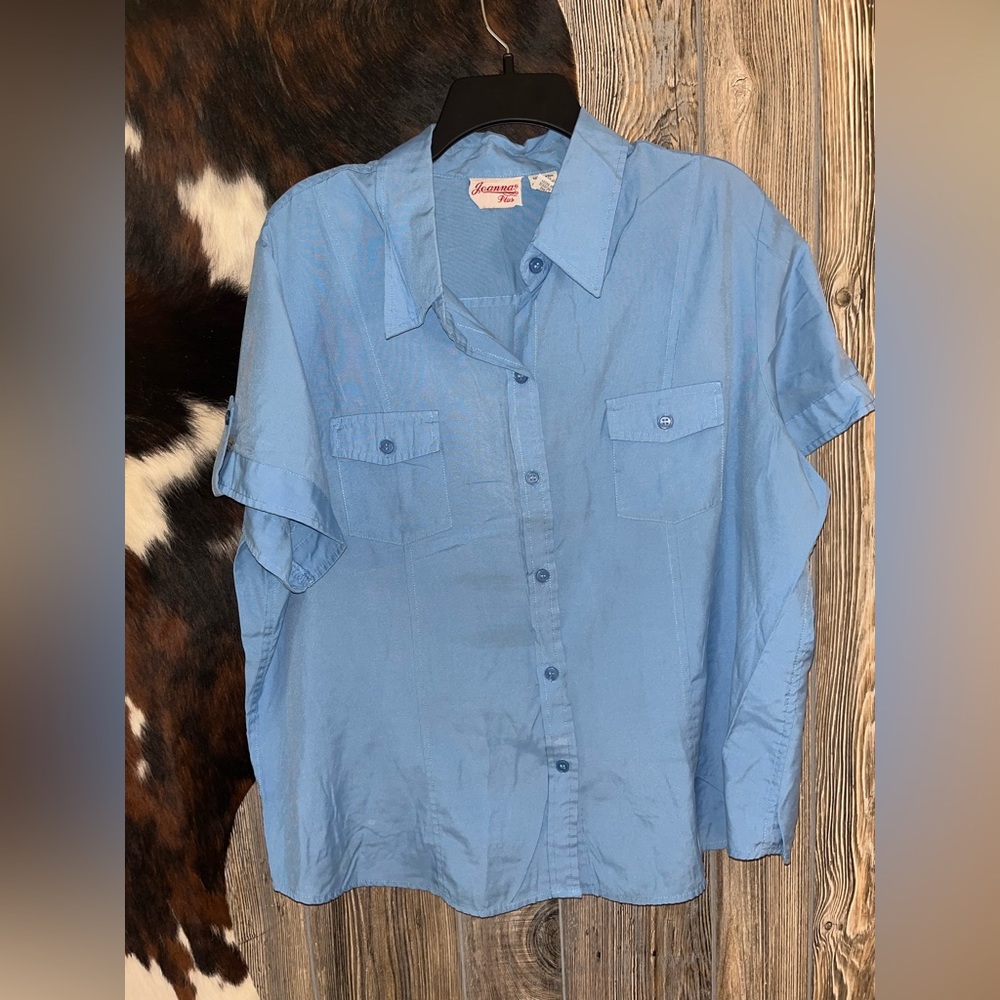 Joanna Plus size 2X blue short sleeve button down shirt